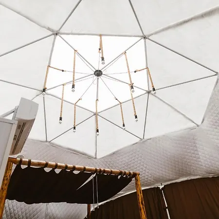 Luxury tent Wegloo Azuga